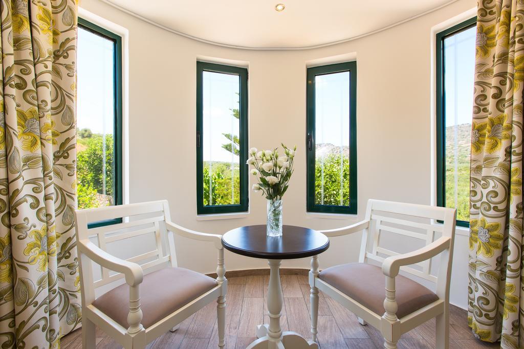 Alonia Villa, Refined Living With 50M2 Private Pool, By Thinkvilla Melidhónion Zimmer foto